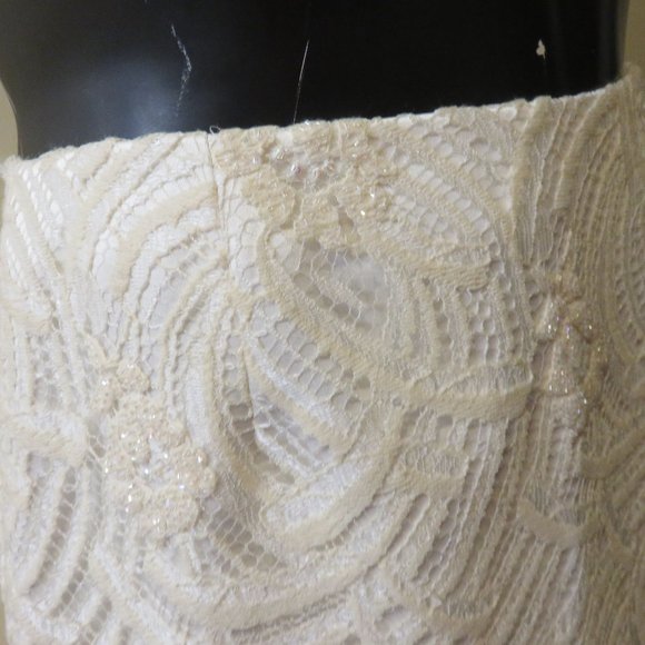 CARMEN MARC VALVO BEADED LACE SIGNATURE SKIRT/SZ 4 - Picture 2 of 6
